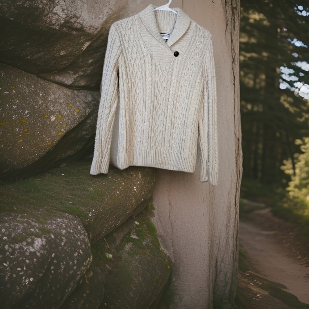 Croft & Barrow Ivory Cable Knit Women's Sweater Button Collared V-Neck Medium